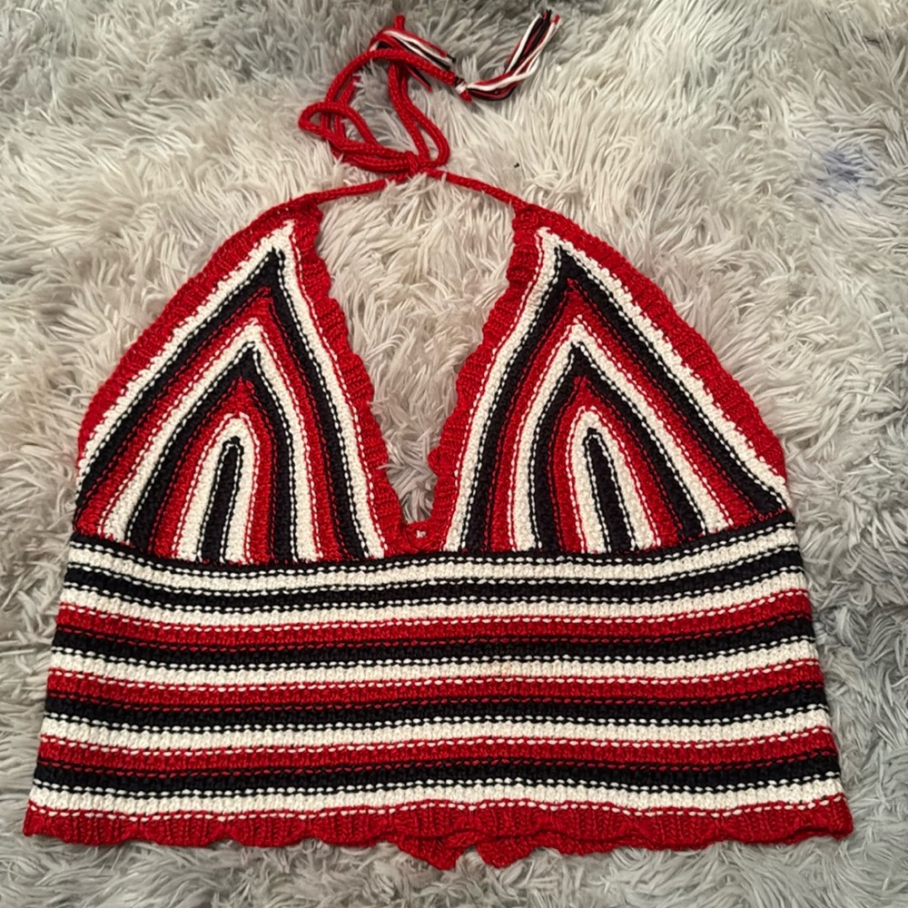 Sweater cropped halter top